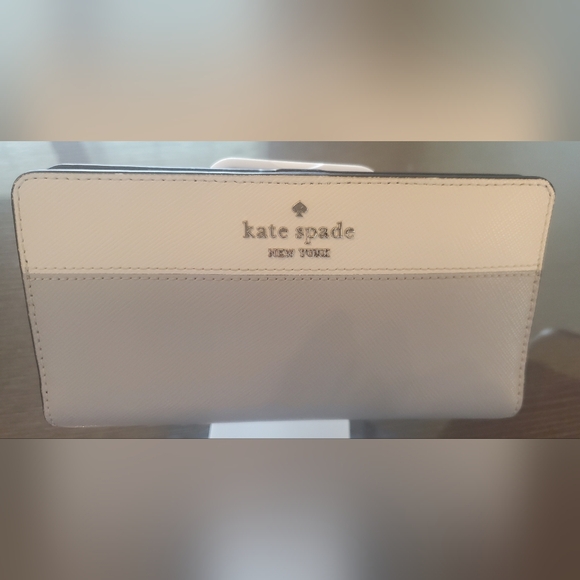 kate spade Handbags - KATE SPADE Wallet